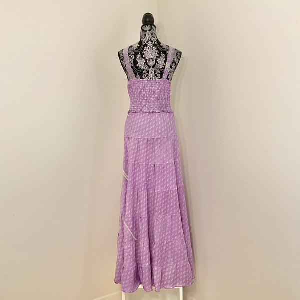 Robe Carmen en sari recyclé - Fleuri lilas